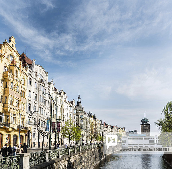 Prag Hauptstadt Geschichte Fluss Fassade Hausfassade Tschechische Republik Tschechien Moldau