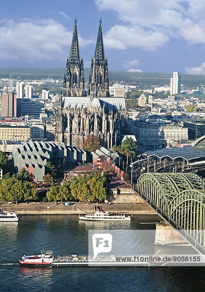 Köln  Dom  Rhein  NRW  Deutschland  Luftaufnahme