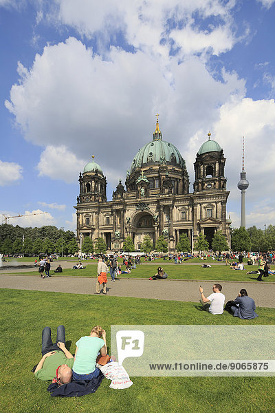 Berlin Cathedral  Lustgarten Park  Fernsehturm or Berlin TV Tower at Alexanderplatz in the back  Berlin  Germany