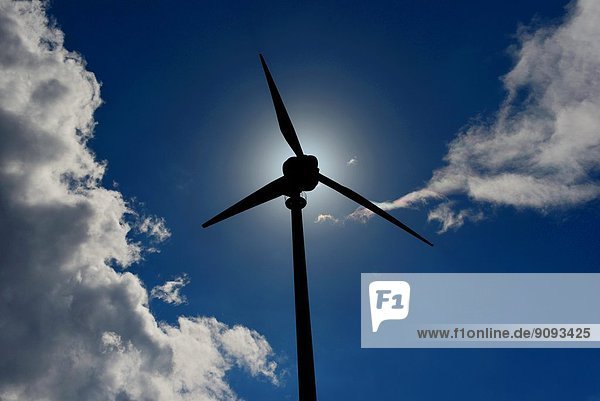 Windturbine Windrad Windräder Energie energiegeladen Wind Windenergie Gerät Produktion sprechen