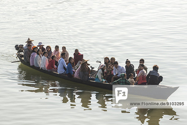 People in a boat on the Lemro River  Sittwe Division  Rakhine State  Myanmar