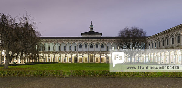 Spätbarocker Innenhof von Francesco Maria Richini  Ospedale Maggiore  heute Universität  Mailand  Lombardei  Italien