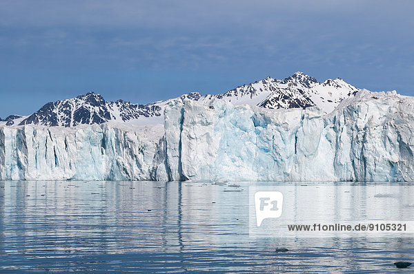 Lilliehöökbreen  Lilliehöök Gletscher  Inselgruppe Spitzbergen  Spitzbergen und Jan Mayen  Norwegen