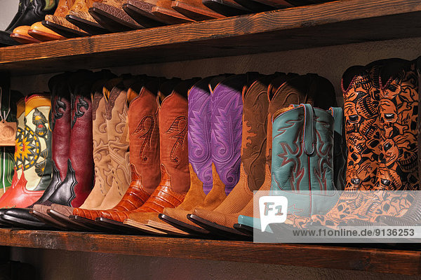 Vereinigte Staaten von Amerika  USA  Stiefel  Laden  Bodyboard  verkaufen  New Mexico  Santa Fe