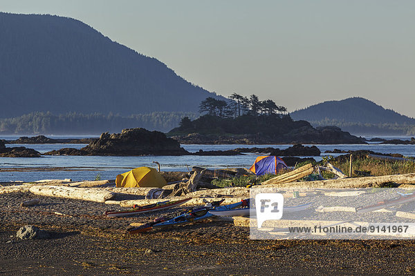 hoch oben camping Insel Kajakfahrer britisch Kanada Vancouver Westküste