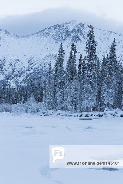 Berg  Tal  Fluss  Yukon
