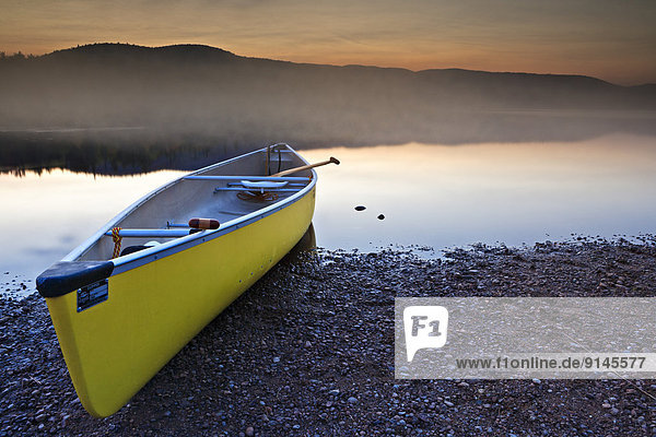 Wasserrand Nationalpark Sonnenuntergang Kanu Kanada Quebec