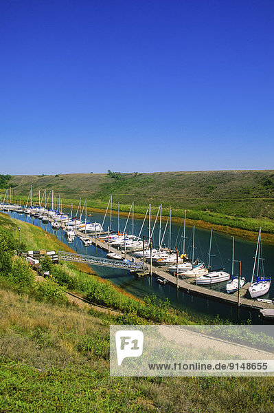 hoch  oben  Fröhlichkeit  Boot  Jachthafen  binden  Saskatchewan  Kanada