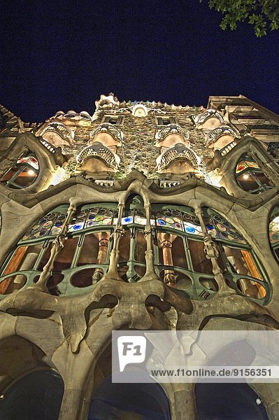Nacht  Fassade  Barcelona  Spanien