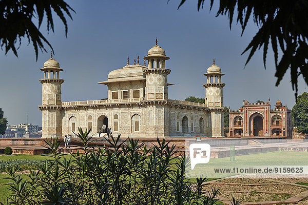 Itimad-ud-Daula-Mausoleum  Agra  Uttar Pradesh  Indien