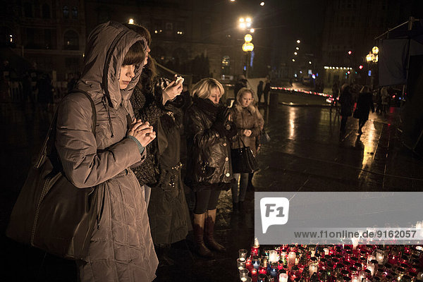 Trauerkundgebung für die Todesopfer des Euromaidans in Kiew  Lwiw oder Lemberg  Westukraine  Ukraine