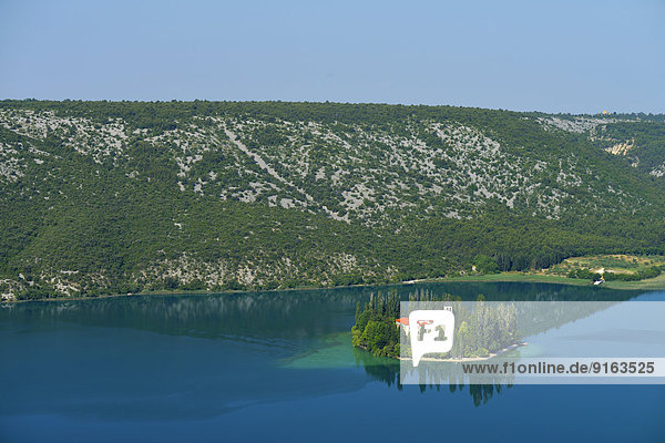 Römisch-katholisches Franziskanerkloster  Klosterinsel Visovac  Nationalpark Krka  Sibenik-Knin  Dalmatien  Kroatien