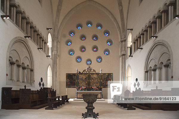 Alter Chor  mit barockem Hochaltar und Taufbecken  St.-Paulus-Dom  Münster  Münsterland  Nordrhein-Westfalen  Deutschland