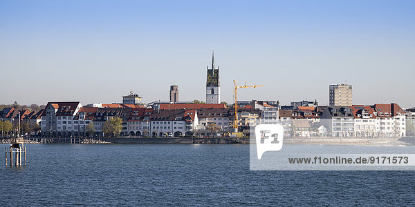 Deutschland  Baden-Württemberg  Friedrichshafen  Blick auf das Stadtpanorama