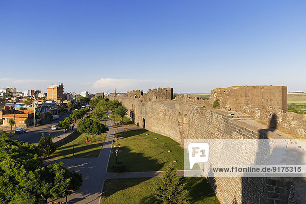 Turkey  Diyarbakir  view to city wall