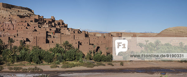 Panoramaaufnahme der Häuser in Kasbah  Ait Benhaddou  Marokko