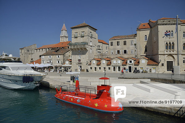 Altstadt UNESCO-Welterbe Kroatien Dalmatien Trogir