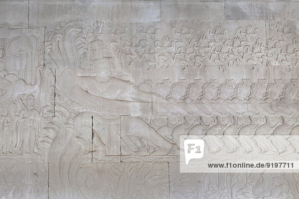 Relief  Quirlen des Milchozeans  Schöpfungsmythos  Angkor Wat  Kambodscha