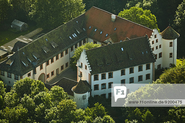 Burg Hohenfels mit Schule Salem  Baden-Württemberg  Deutschland  Luftbild