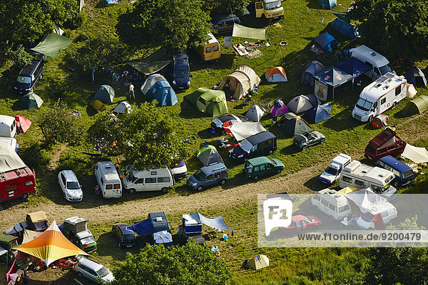 Zeltlager auf einem Festival in Heggelbach  Baden-Württemberg  Deutschland