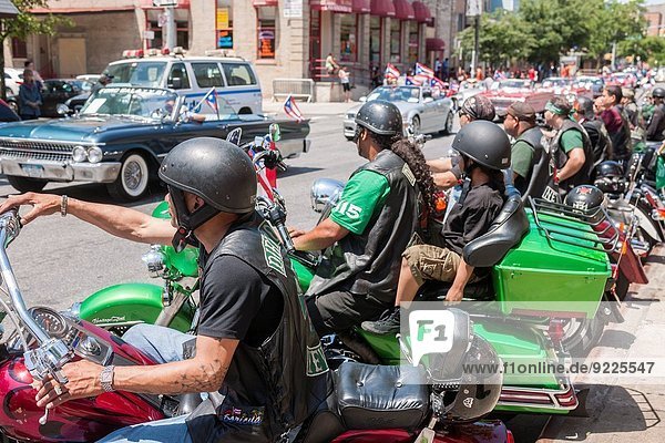 Tag Vorbereitung fahren schmutzig Nachbarschaft Motorrad Brooklyn Verein neu Parade mitfahren