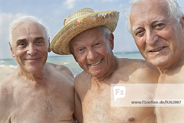 Senior Senioren Mann lächeln Strand