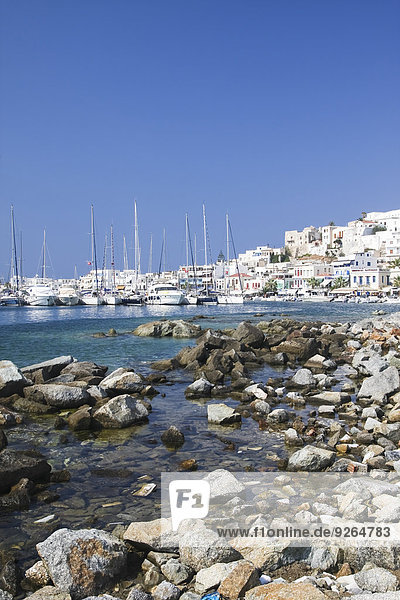 Griechenland  Kykladen  Naxos Stadt und Hafen