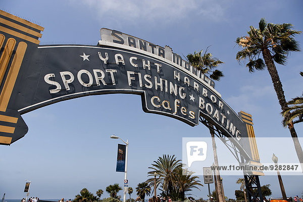 Arch sign  Santa Monica Pier  Los Angeles  California  USA