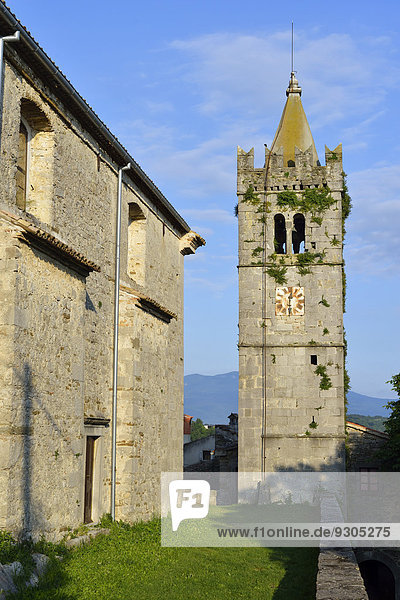 Stadt Kirche klein Glocke Kroatien Istrien