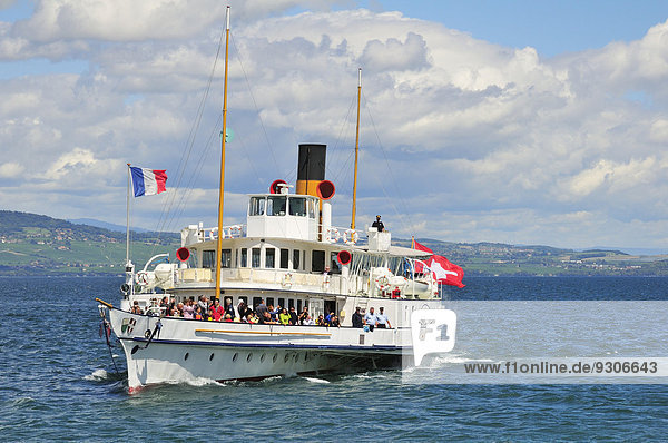 Paddle steamer France on Lake Geneva or Lac Leman  Yvoire  Rhone-Alpes  Haute-Savoie  France
