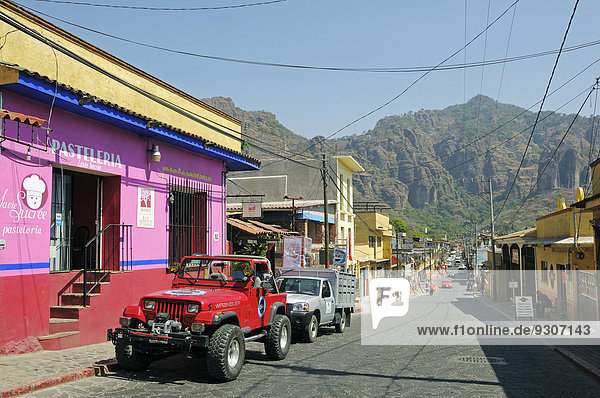 Wohnhaus klein Straße Stadt bunt Mexiko