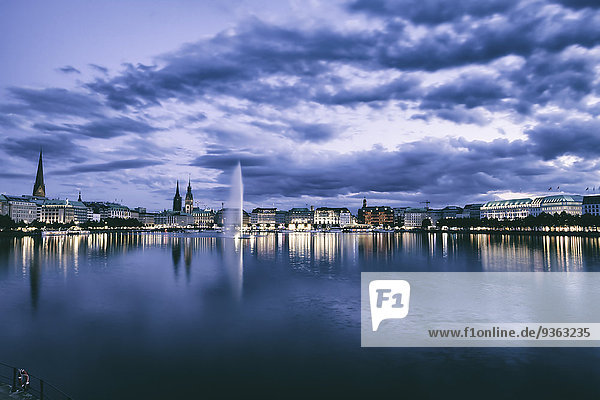 Germany  Hamburg  Inner Alster and Alster fountain in the evening