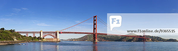 USA  Kalifornien  San Francisco  Golden Gate Bridge vom Marine Drive aus gesehen