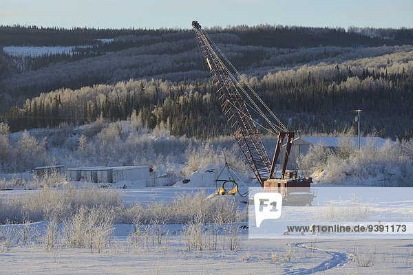 Vereinigte Staaten von Amerika USA Kranich Amerika Bergwerk Grube Gruben Goldrausch Alaska Turmkran Fairbanks