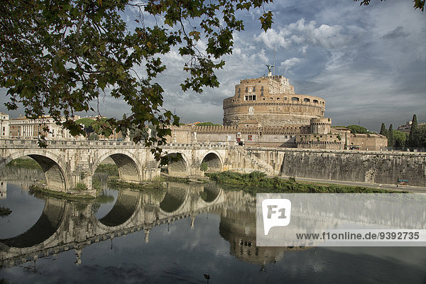 Rom Hauptstadt Europa Spiegelung Brücke Antiquität Tiber Italien