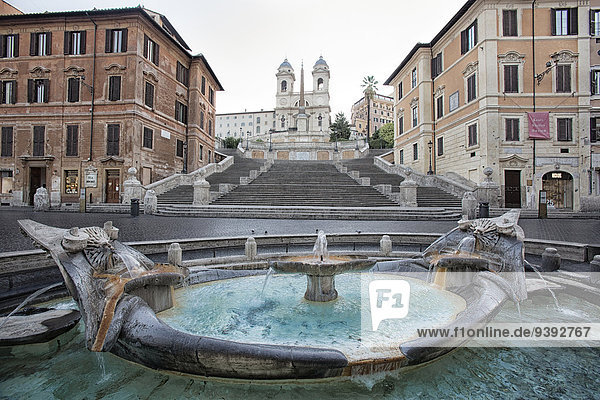 Wasser Rom Hauptstadt Europa Ziehbrunnen Brunnen Platz Italien Spanische Treppe Trinita dei Monti