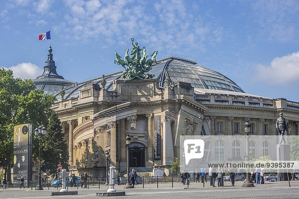 Paris Hauptstadt Frankreich Eingang Reise Großstadt bizarr Architektur Kunst Messe Messen Grand Palais Tourismus