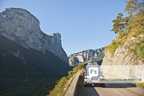 französisch fahren Geländewagen