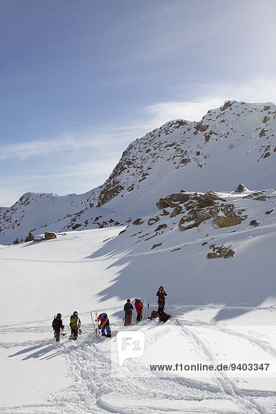 nahe Himmel groß großes großer große großen unbewohnte entlegene Gegend Ski Bienenstock