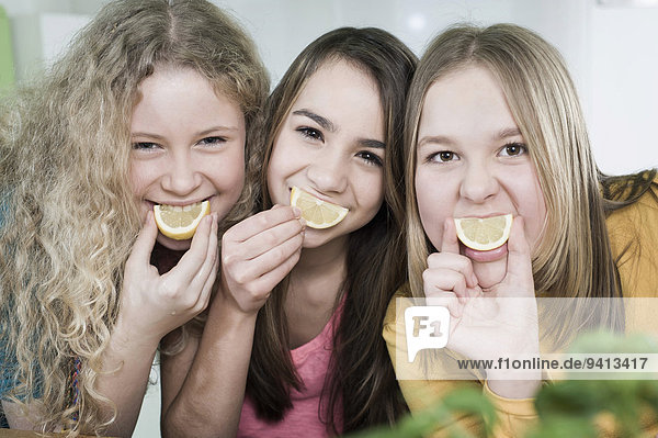 Küche Zitrone Mädchen