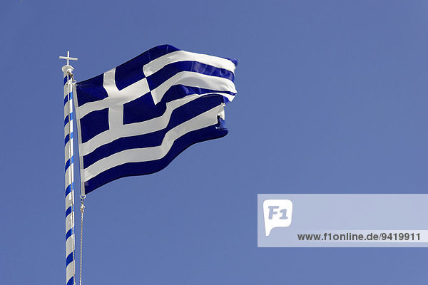 Griechische Flagge  Thira  Santorin  Kykladen  Griechenland