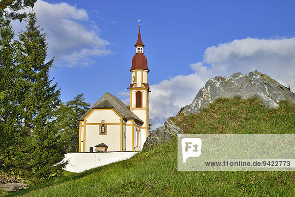 Barocke Pfarrkirche Hl. Nikolaus  Obernberg am Brenner  Tirol  Österreich