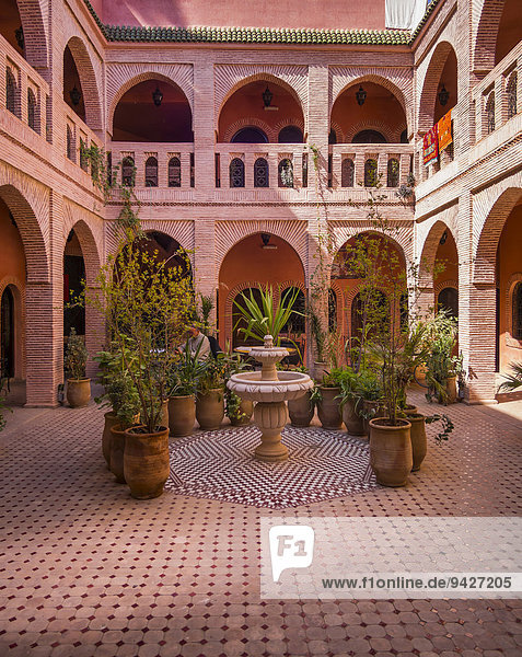 Innenhof eines Riads  Medina  Marrakesch  Marrakesch-Tensift-El Haouz  Marokko