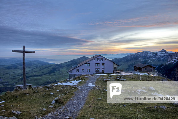 Ebenalp im Morgenlicht im Alpstein  Schweizer Ostalpen  Schweiz  Europa