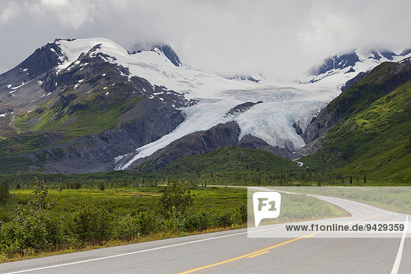 Blick auf den Worthington Gletscher in der Nähe von Valdez  Alaska  USA  Nordamerika