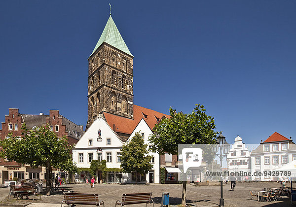 Historical market square with Church of St. Dionysius  Rheine  Münsterland  North Rhine-Westphalia  Germany