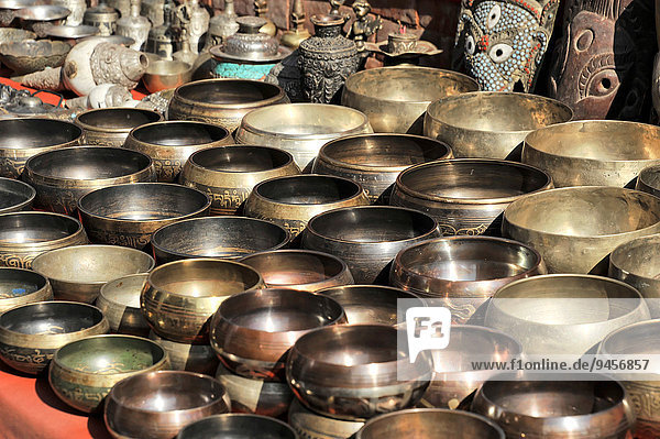 Klangschalen  Souvenirs  Kathmandu  Nepal  Asien