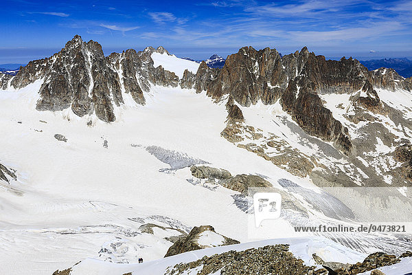 Ausblick vom Gipfelgrat des Grand Lui  Grande Fourche  Aiguille Dorées  Saleinagletscher  Mont-Blanc-Massiv  Alpen  Wallis  Schweiz  Europa