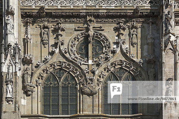 Detailansicht der Hauptfassade  1385?1415  gotischer Regensburger Dom  UNESCO Weltkulturerbe  1273  Regensburg  Oberpfalz  Bayern  Deutschland  Europa