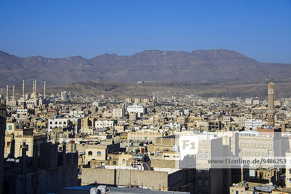 Ausblick über die Altstadt von Sana'a  UNESCO Weltkulturerbe  Sana'a  Jemen  Asien